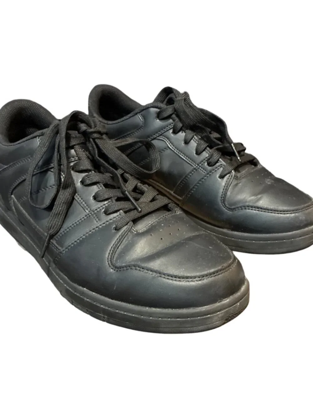 Sz.11*Eurostar*Black Lace-up Sneakers--Slip Resistant Work Shoes